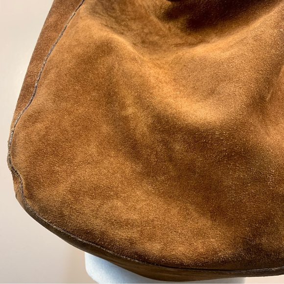 Ralph Lauren Suede Slouchy Hobo Shoulder Bag Logo Gold Plated Accent - Picture 7 of 14